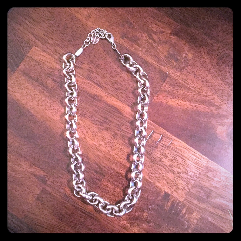 Peaceful chain Sabika necklace